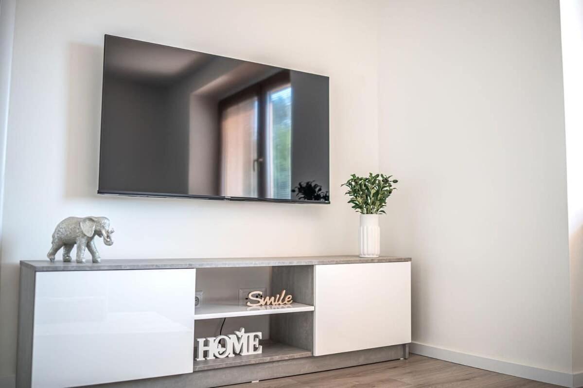 Nitra Castle Suite - Modern Elegance & Serenity Esterno foto